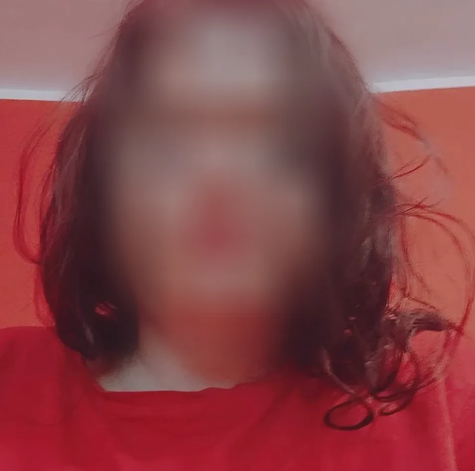 Kathrin, 37